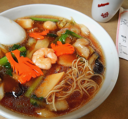 「什錦湯麺（五目入りスープソバ。900円）」@味乃一番の写真