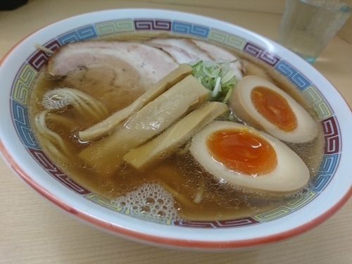 「特性煮干らーめん」@煮干鰮らーめん 圓の写真