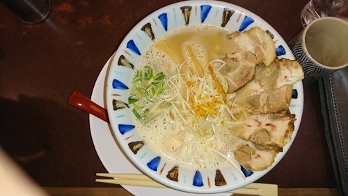 「鳥白湯チャーシュー麺」@ら～めん 元喜神 奈良店の写真
