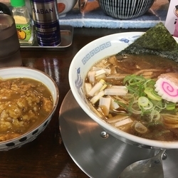 煮干し中華そば 本日の日替わり カレー サービス ¥700