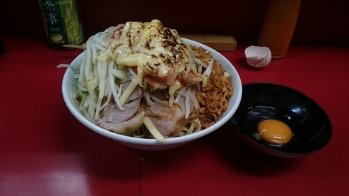 「大・汁なし(アブラ・ピザ)￥８９０」@ラーメン二郎 中山駅前店の写真