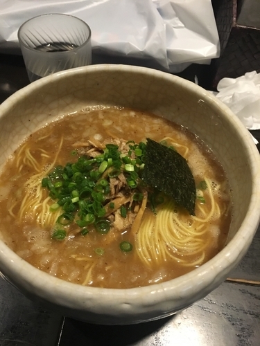 「掛け豚そば830円」@俺の空 新宿店の写真