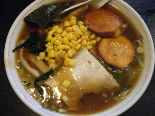 「野菜たっぷり川越特製らーめん750円」@大八勝山の写真