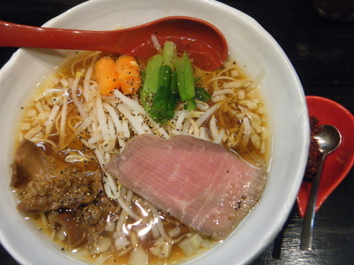 「限定：牛ラーメン870円」@麺匠 むさし坊 武蔵浦和本店の写真