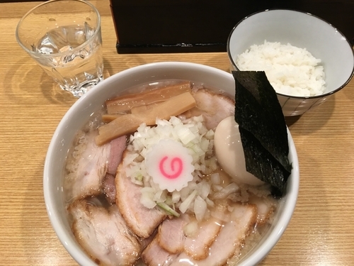 「特製背脂煮干しそば 940円 大盛り無料 半ライス50円」@中華そば 無垢の写真