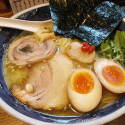 特製塩ラーメン