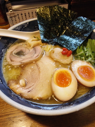 「特製塩ラーメン」@らーめん しおの風 本店の写真