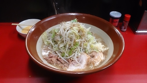 「らーめん730円+生卵×2麺増し250円」@豚男 -BUTAMEN-の写真