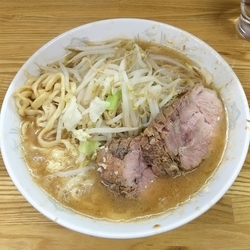 小ラーメン（ニンニク少なめ）　￥７００