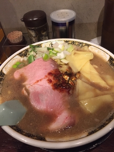 「すごい煮干らーめん 大盛」@すごい煮干ラーメン凪 渋谷東口店の写真
