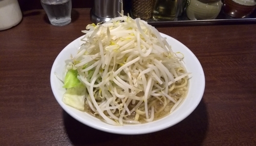 「ガッツリらーめん」@伝家の写真