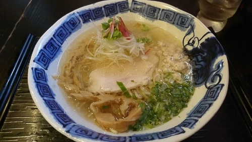 「つくば茜鶏　塩　780円」@龍のひげの写真