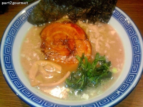 「とんこつしょう油のりらーめん (780円)」@らー麺にしかわの写真