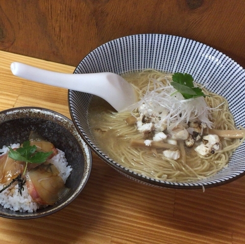 「鯛らーめん」@中華そば よしかわの写真