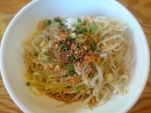 「正宗担々麺 ￥756」@ぐんぐん亭の写真