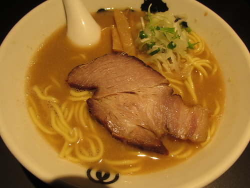 「ら～麺（並盛）　「870円」」@麺屋武蔵 武骨相傳の写真