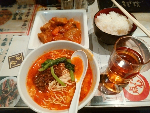 「日替定食(酢ぶた+半担々麺)850円→550円」@陳麻家 高崎駅西口店の写真