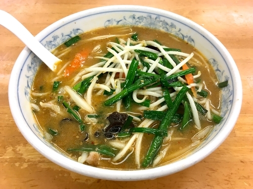 「みそラーメン」@ぎょうざの満洲 荻窪南店の写真