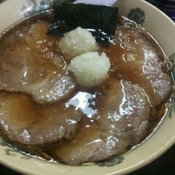 大チャーシューメン(玉ねぎ多め)