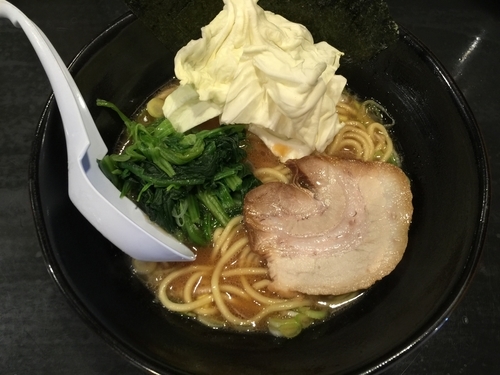 「豚骨醤油（大盛）」@らあめん 万咲の写真