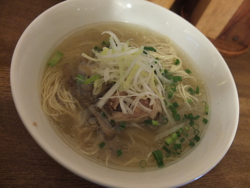 「塩らあめん（鶏清湯）」@らーめんや なかじゅう亭 高崎市通町本店の写真
