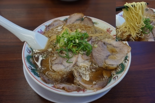 「特製醤油肉そば918円」@ラーメン魁力屋 弘明寺店の写真