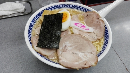 「塩とんこつ」@玉川大盛軒の写真