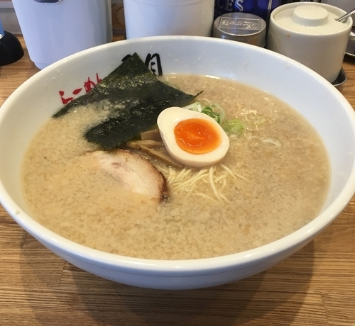 「背脂醤油らーめん（麺固め￥850）」@ら〜めん香月 池尻大橋店の写真