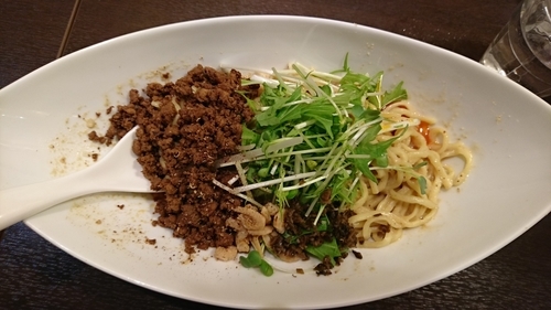 「つゆ無し担々麺」@四川担担麺 阿吽 湯島店の写真