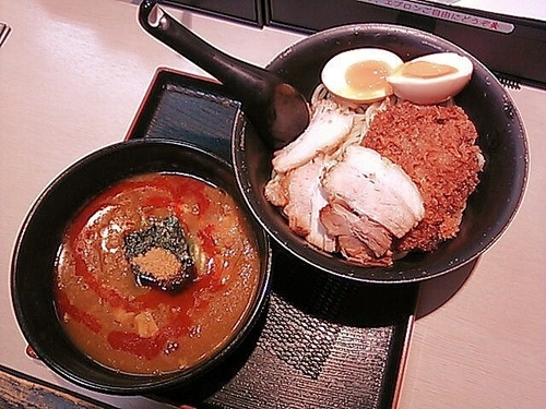 「チャーシュー煮たまごカレーつけ麺＋タレカツ」@麺屋ここいち うまこくカレーらーめん 秋葉原店の写真