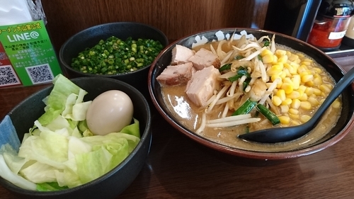 「限定/特製味噌コーンラーメン+ねぎ飯+他」@ラーメン 大山家 昭島店の写真