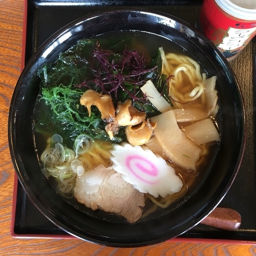 「江の島ラーメン850円＋しらす丼ハーフ900円」@魚見亭の写真