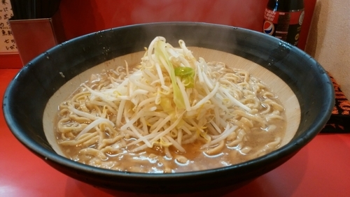 「ラーメン　大　700g そのまま」@麺屋 桐龍の写真