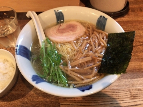 「塩ラーメン メンマトッピング」@ラーメン食堂 粋な一生の写真