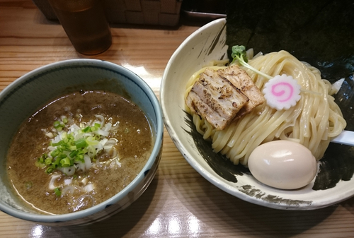「濃厚煮干しつけ麺(中) 1000円」@銀座 朧月の写真