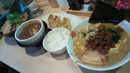 「チーズ担々麺」@麺処つむじの写真