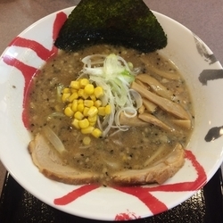 熟成味噌とんこつらーめん