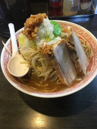 「ふじ麺(中盛、ﾆﾝﾆｸ脂普通、780¥)(並盛、中盛無料)」@景勝軒 前橋総本店の写真