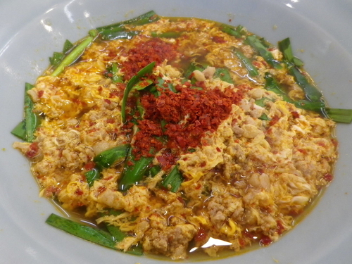 「タンタン麺・2辛＋ニラ」@元祖カレータンタン麺 征虎 総本店の写真