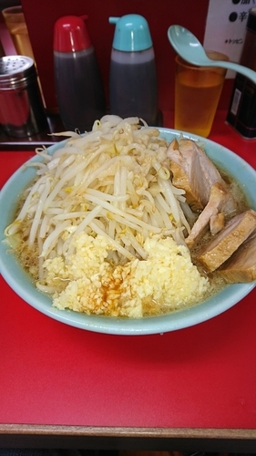 「小豚ラーメン」@ラーメン二郎 新宿歌舞伎町店の写真