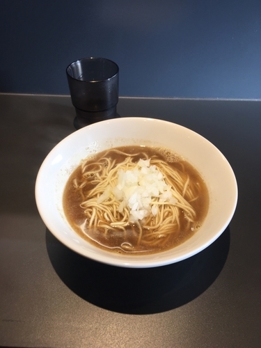 「かけそば&あぶらそば1000円」@煮干乱舞の写真