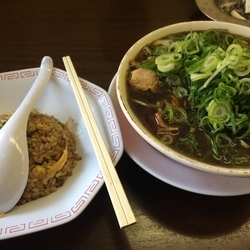 中華そば（並）＋やきめし（小）