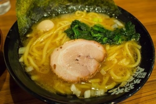「ラーメン680円」@町田商店 小田原店の写真