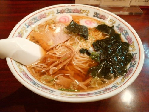 「ラーメン(並盛)380円」@中華たわらやの写真