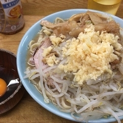 ラーメン豚増し（麺少なめ）