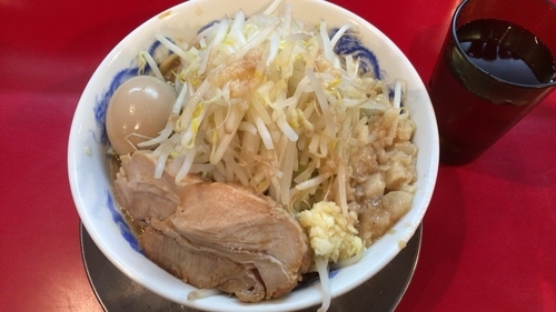 「ラーメン並＋豚玉セット」@ジャンクガレッジ 東大宮店の写真