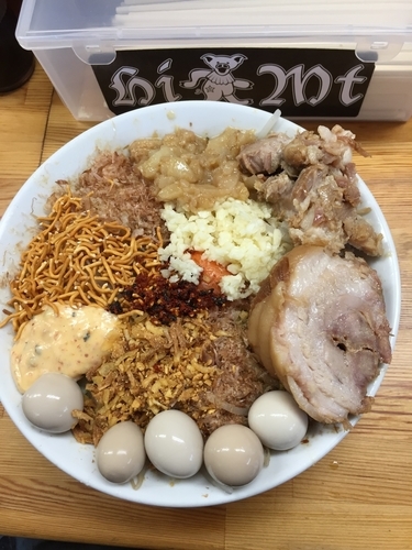 「まぜそば 脂増し うずら」@ハイマウントの写真
