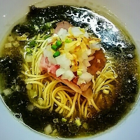 「煮干しそば～イカバターソース添え～　７３０円」@中華そば 先崎の写真