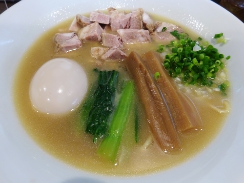 「ごろごろチャーシュー麺　　1000円」@麺匠 きくちの写真