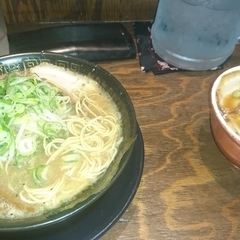 ラーメン 麦笑 関大駅前店の画像